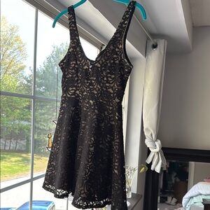 Black Lace Sleeveless Dress